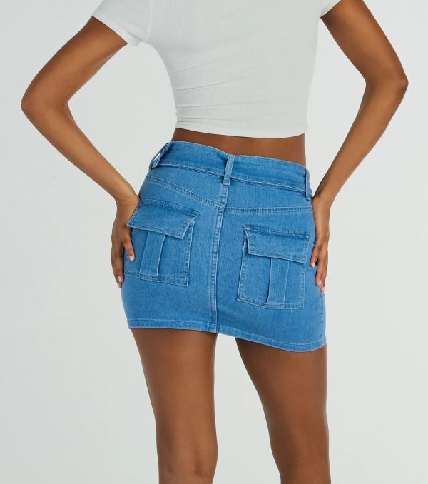 Trendsetting Look Belted Denim Mini Skirt - Image 3
