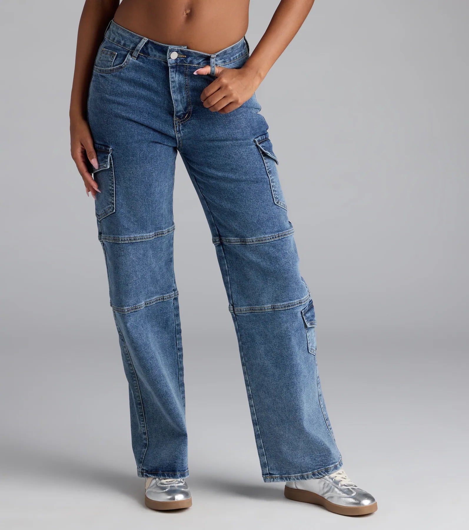 Street Style Straight-Leg Cargo Denim Jeans - Image 4