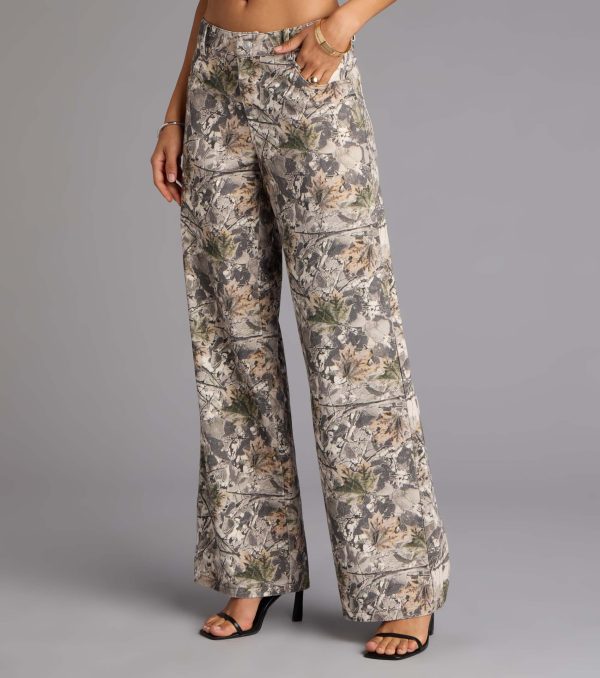 Off Duty Mid-Rise Camouflage Denim Jeans - Image 4
