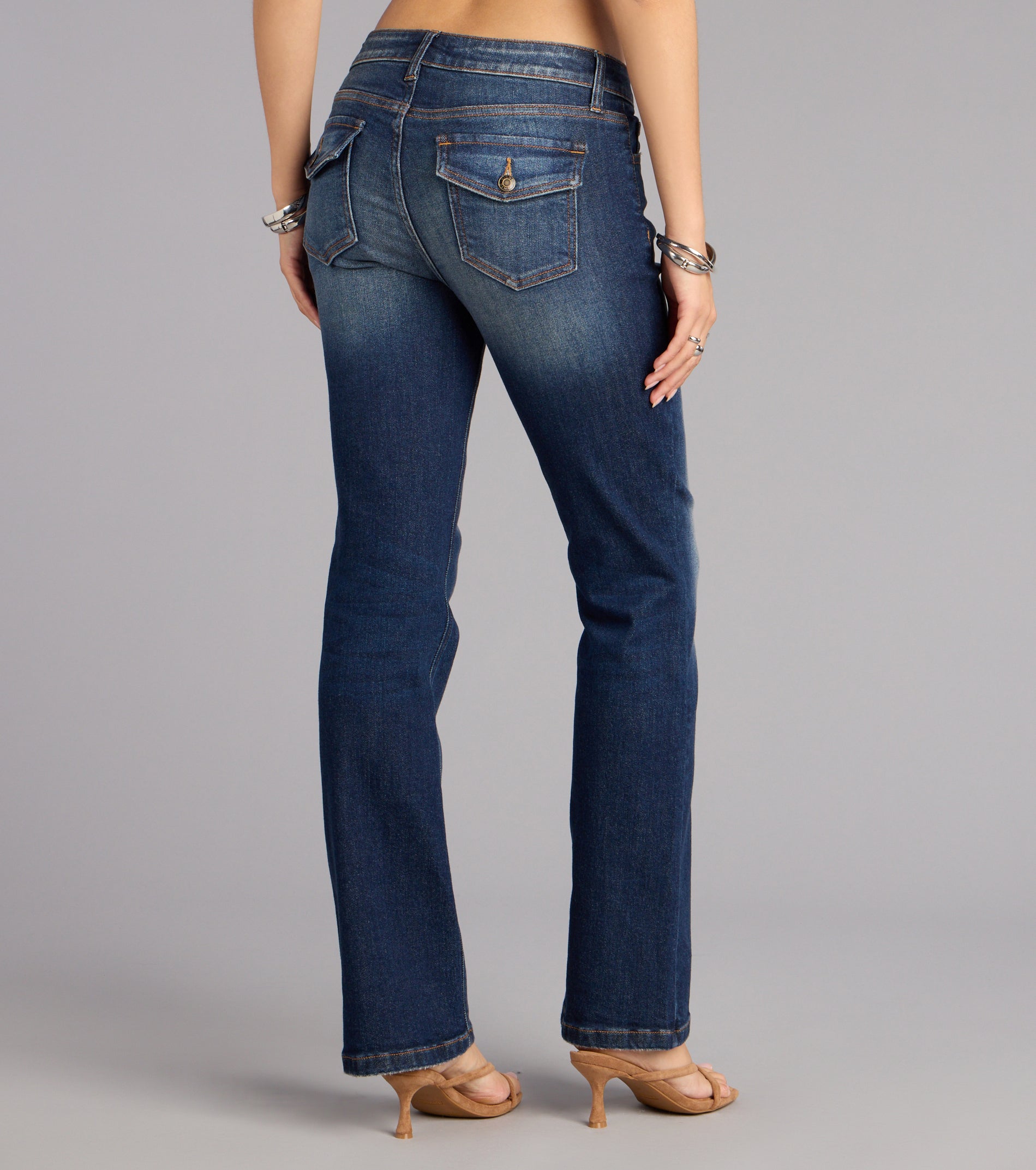 Effortlessly Cool Mid-Rise Flare Jeans - Image 2
