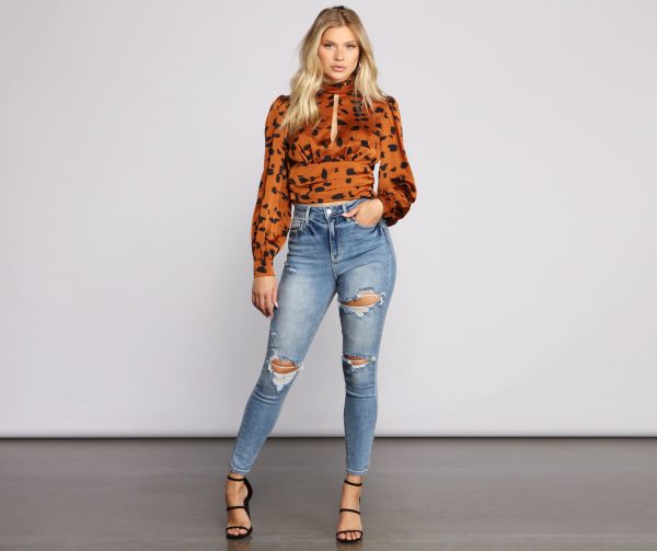 High Rise Destructed Skinny Jeans - Image 4