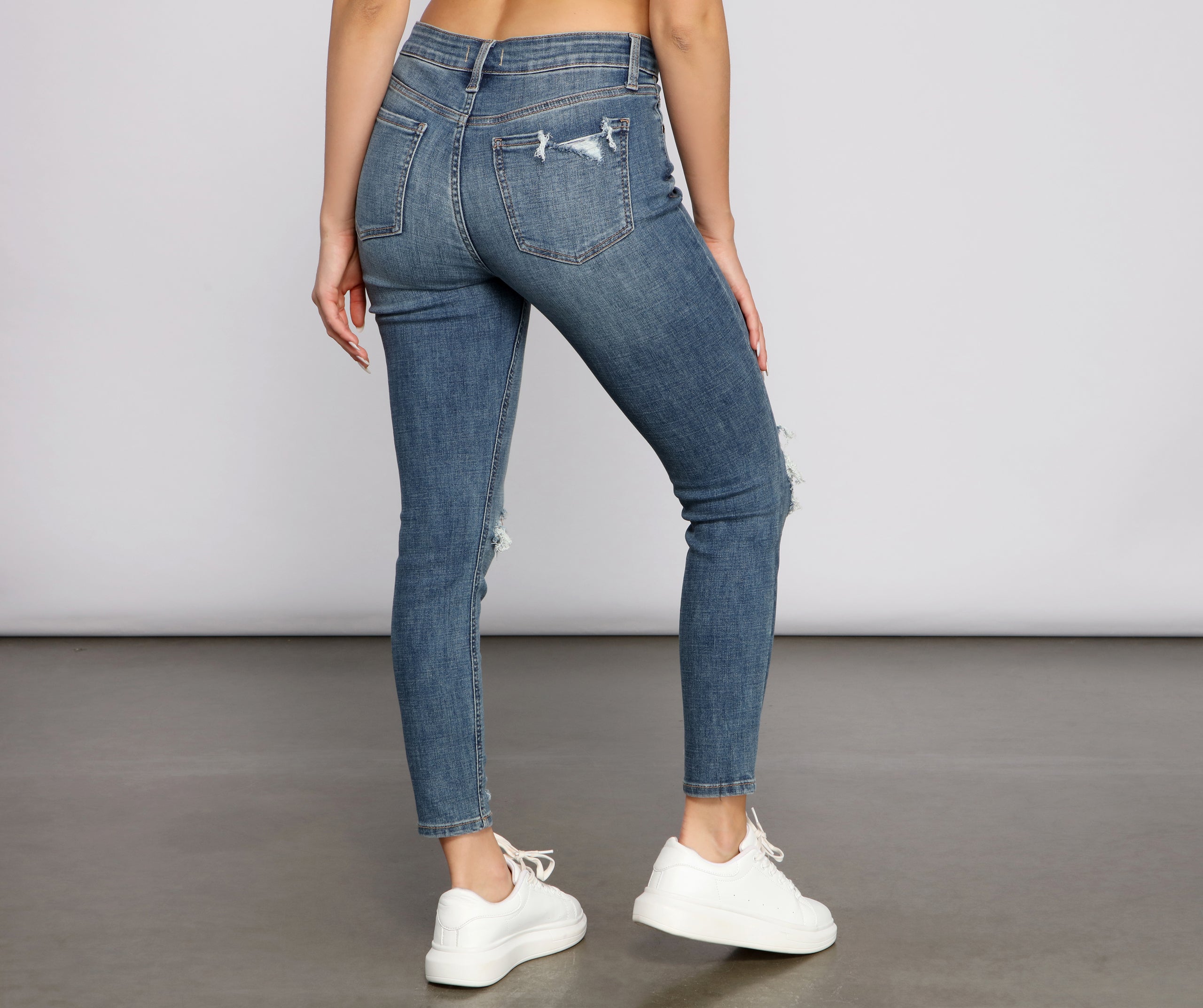 Josie Mid-Rise Cropped Skinny Jeans - Image 2