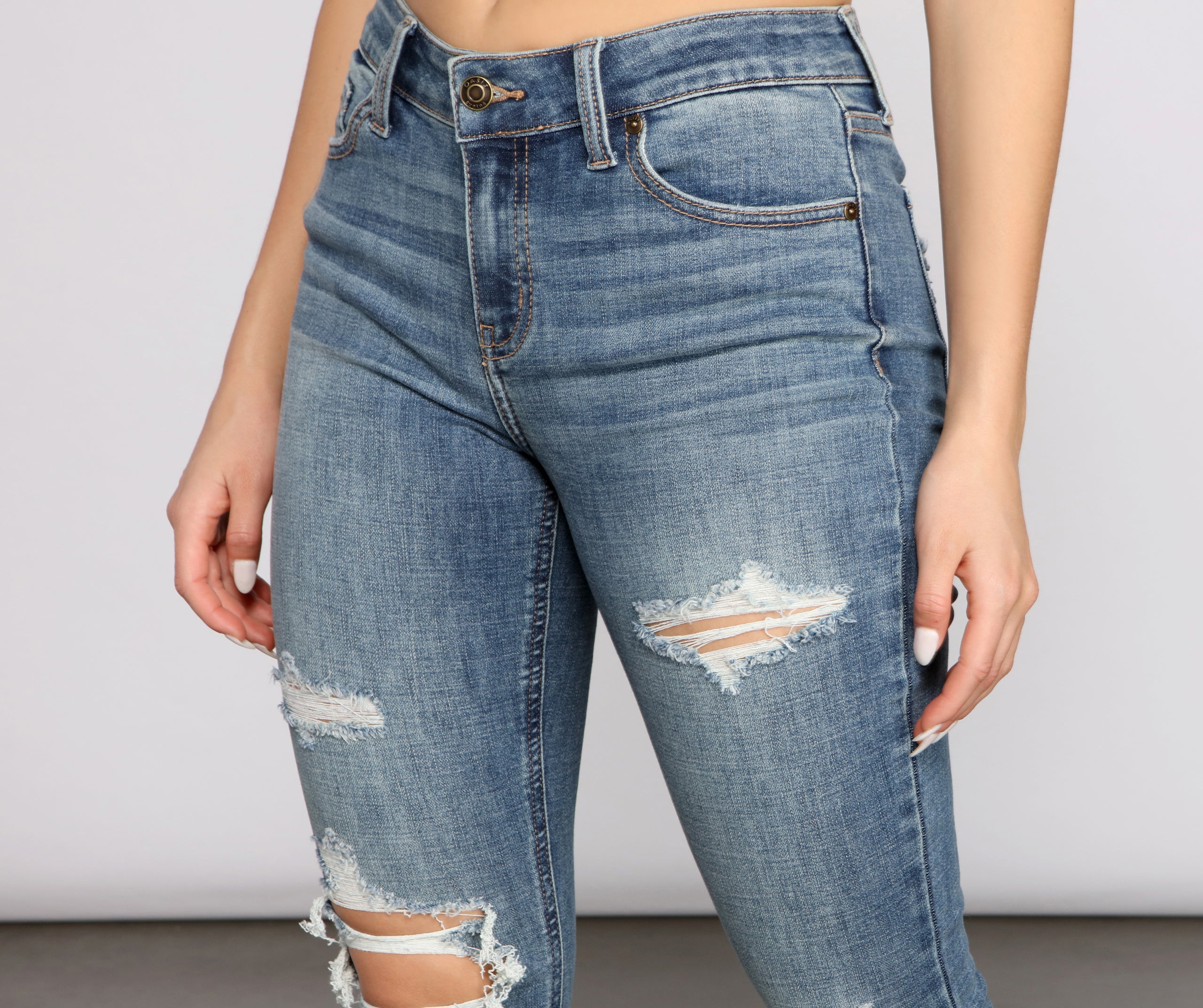 Josie Mid-Rise Cropped Skinny Jeans - Image 3