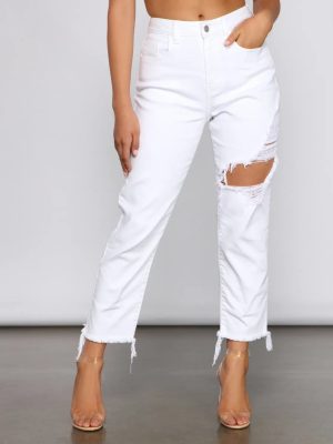 High-Rise Destructed And Frayed Mom Jeans