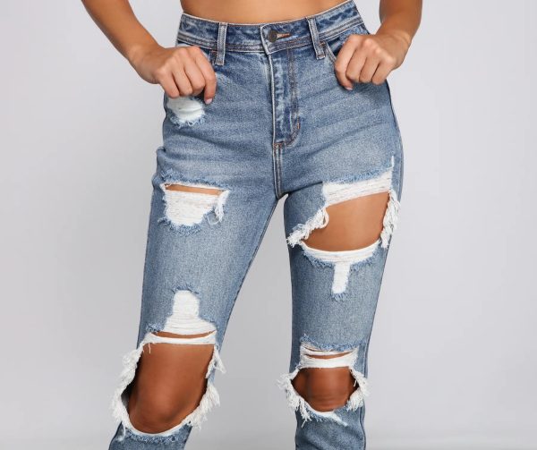 Trendy Destructed High-Rise Skinny Jeans - Image 4