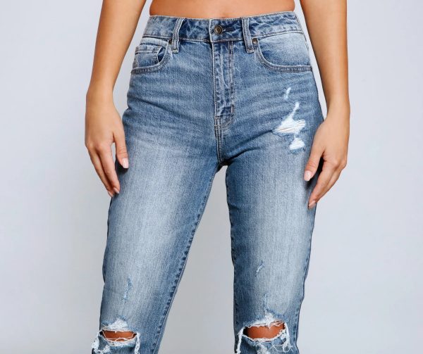 Tobi High Rise Destructed Mom Jeans - Image 4