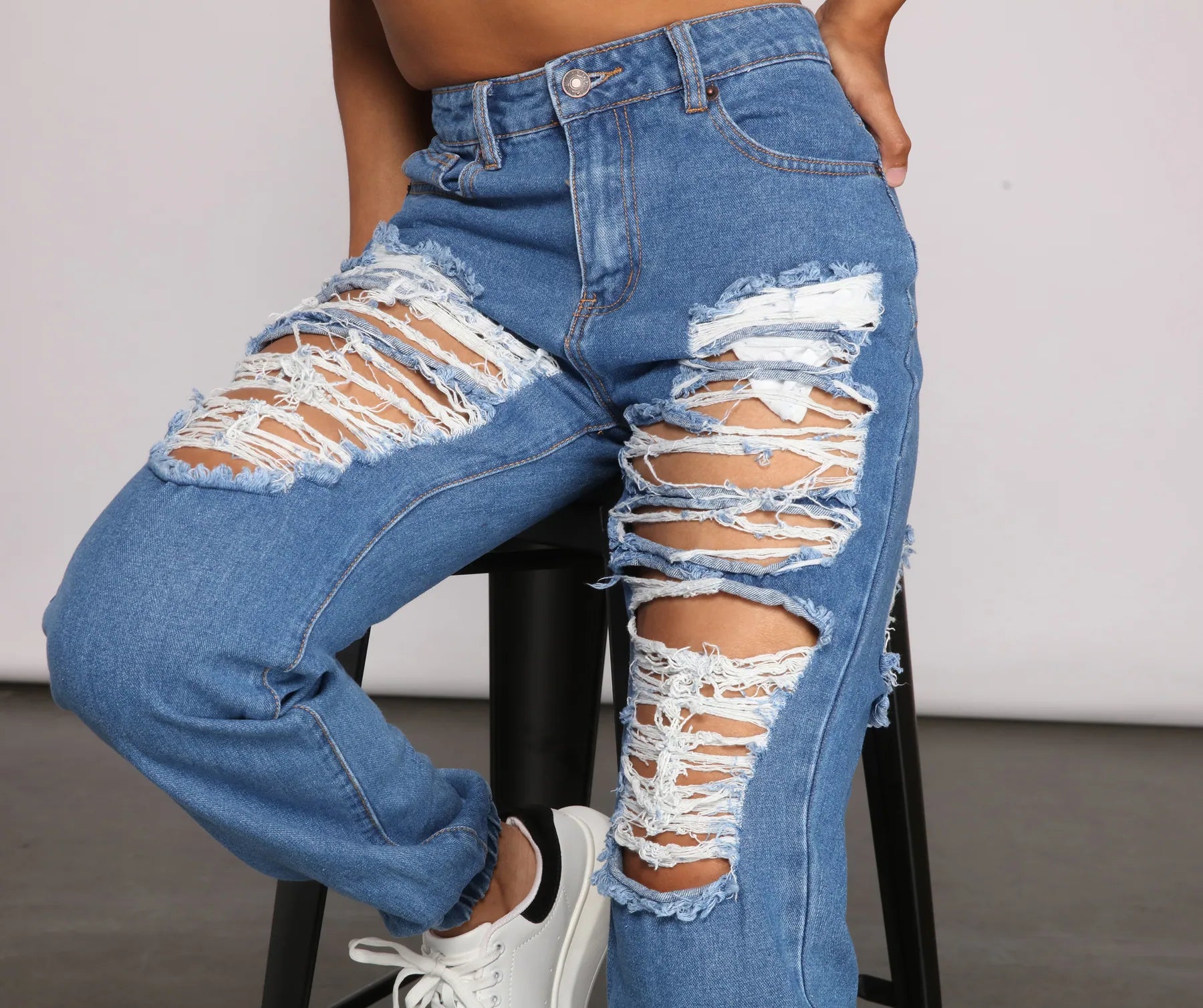 Effortlessly Chic High Rise Destructed Jogger - Image 3
