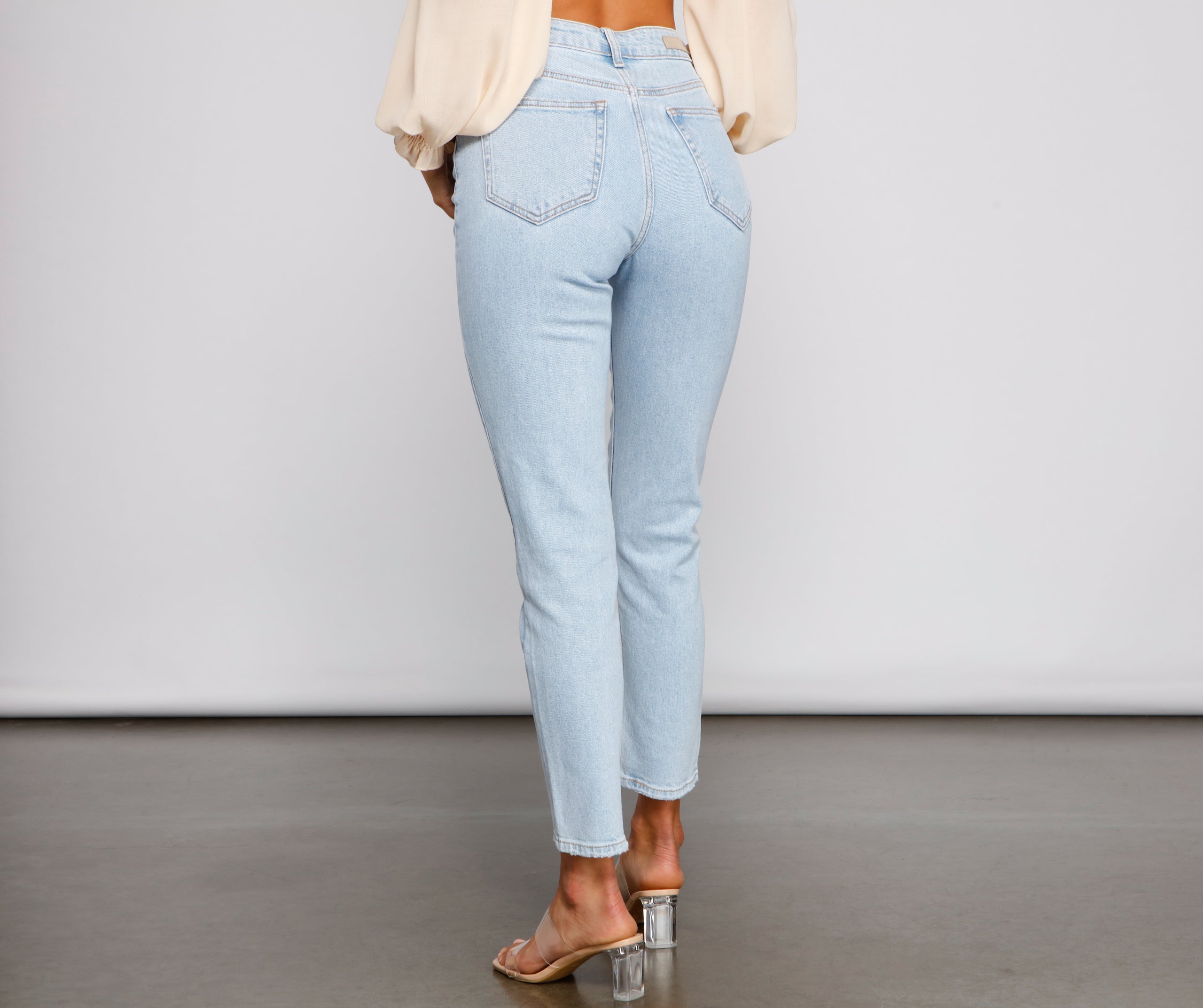 High Rise Chic Cropped Jeans - Image 2