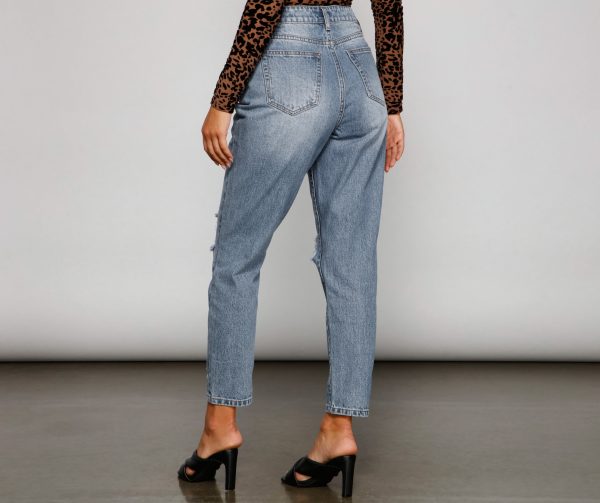 Ella High-Rise Destructed Cropped Jeans - Image 4