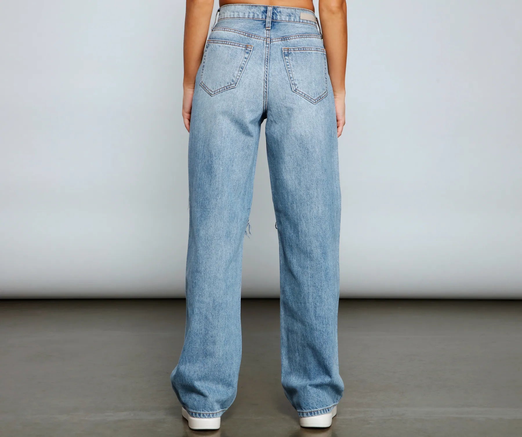 Throwback Vibes High-Rise Destroyed Boyfriend Jeans - Image 4
