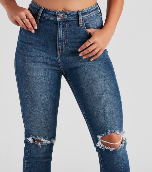 Trendy Distressed High-Rise Ankle Jeans - Image 4