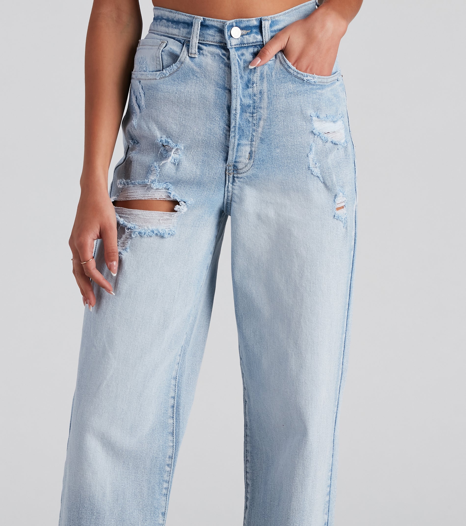 Vintage Chic Straight-Leg Jeans - Image 4