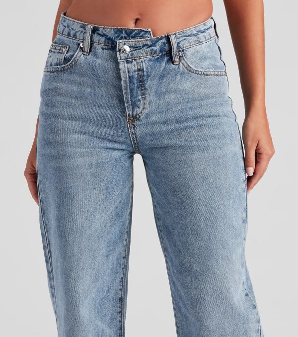 Mid Rise Straight Leg Denim Jeans - Image 4