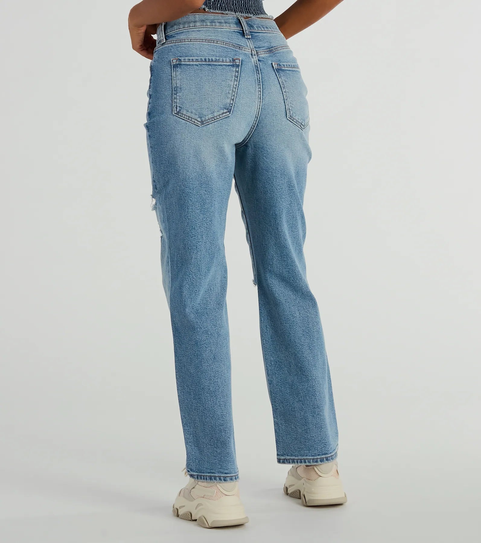 Serve Style Mid-Rise Straight-Leg Denim Jeans - Image 3