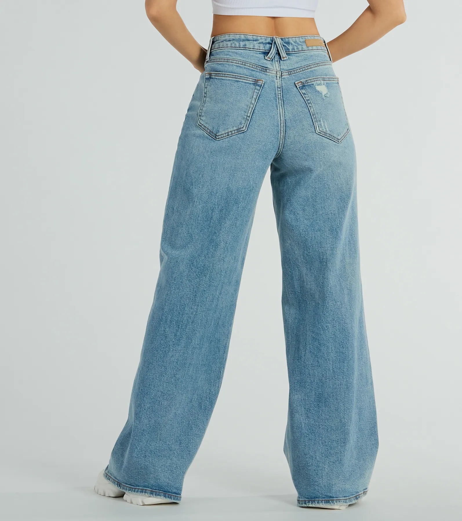 Iconic Staple High-Rise Wide-Leg Jeans - Image 3