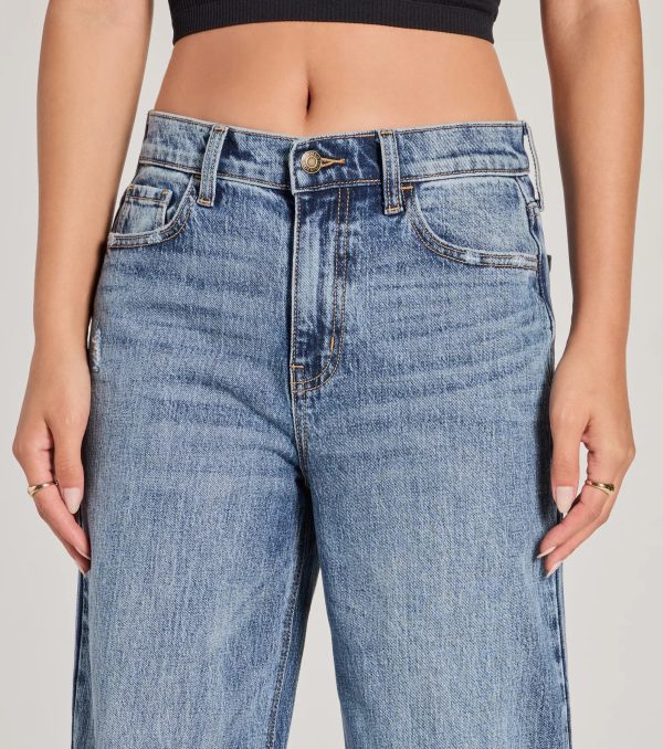 Cool Trend High-Rise Cuffed Wide-Leg Denim Jeans - Image 3