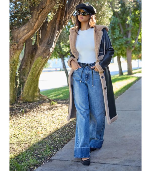 Cool Trend High-Rise Cuffed Wide-Leg Denim Jeans - Image 5