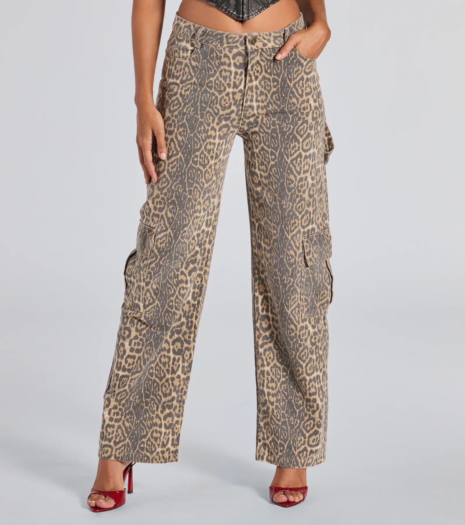It-Girl Factor Leopard Print Cargo Denim Pants - Image 2