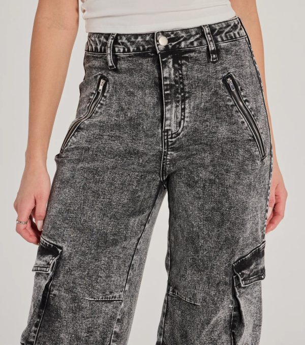 On-Trend High-Rise Cargo Acid Wash Jeans - Image 3