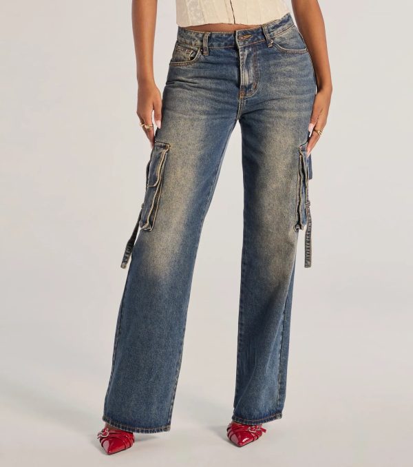 Trendsetter High-Rise Wide-Leg Cargo Jeans - Image 4