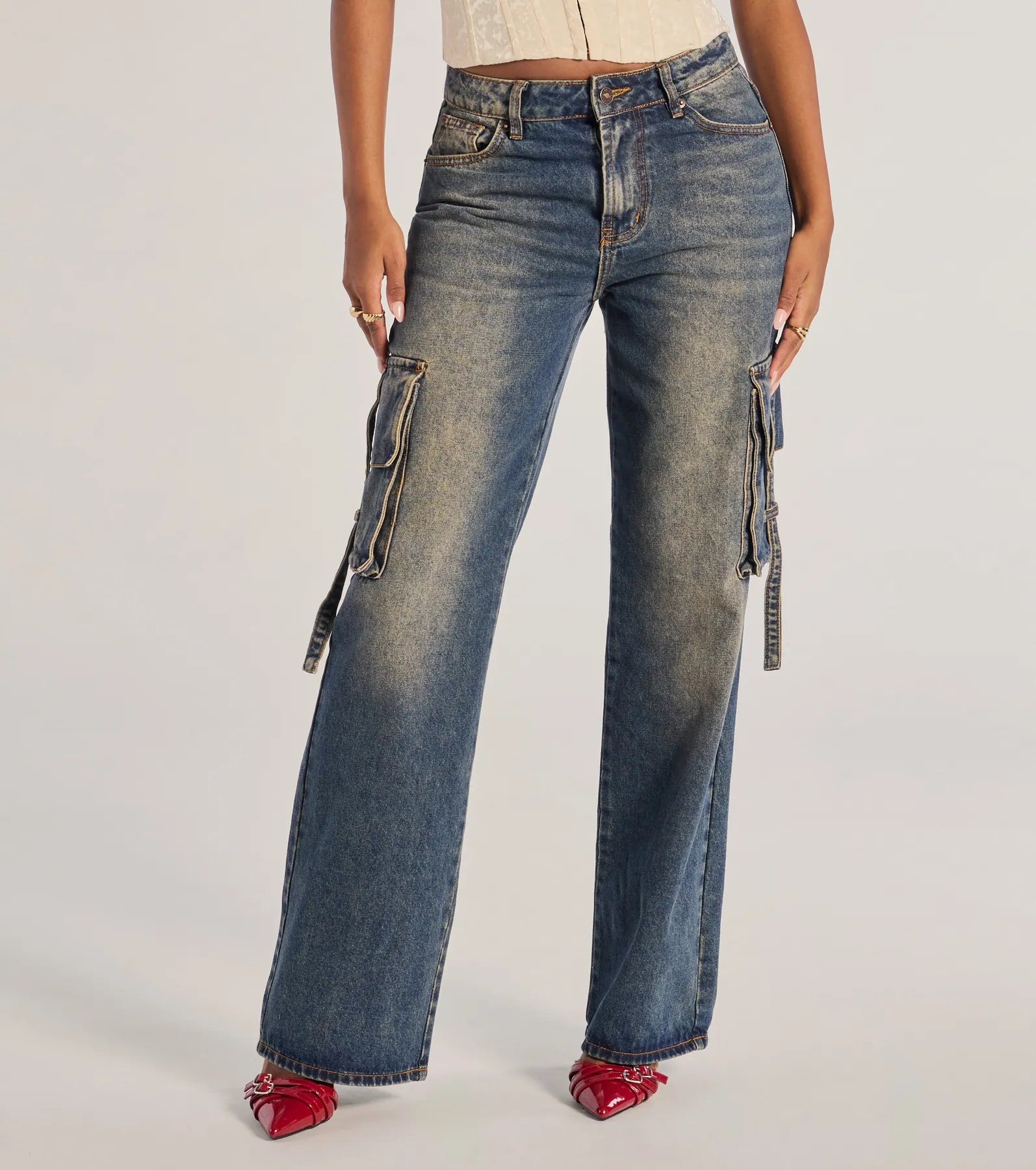 Trendsetter High-Rise Wide-Leg Cargo Jeans - Image 4