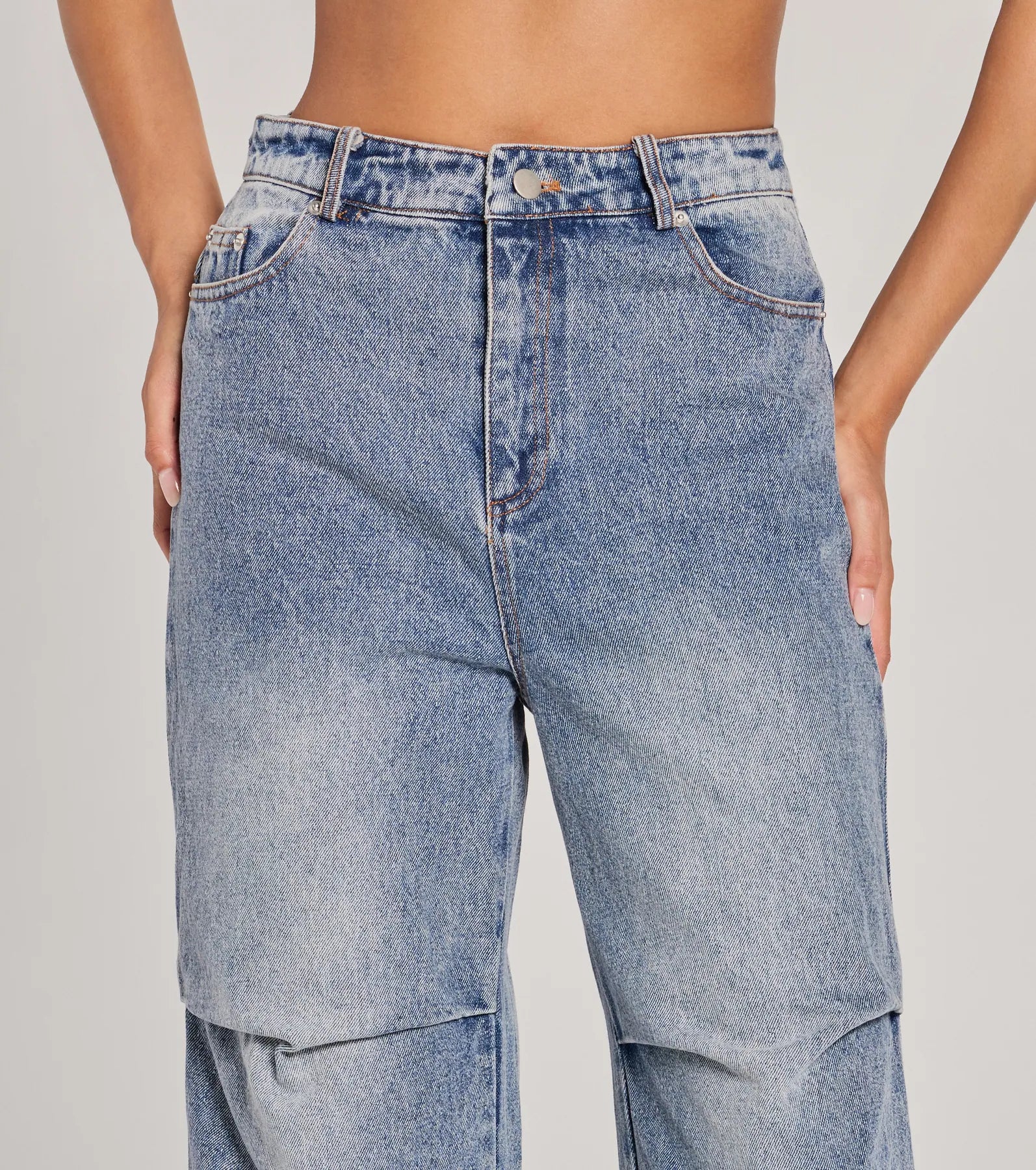 Stylish Journey High-Rise Straight-Leg Denim Jeans - Image 3