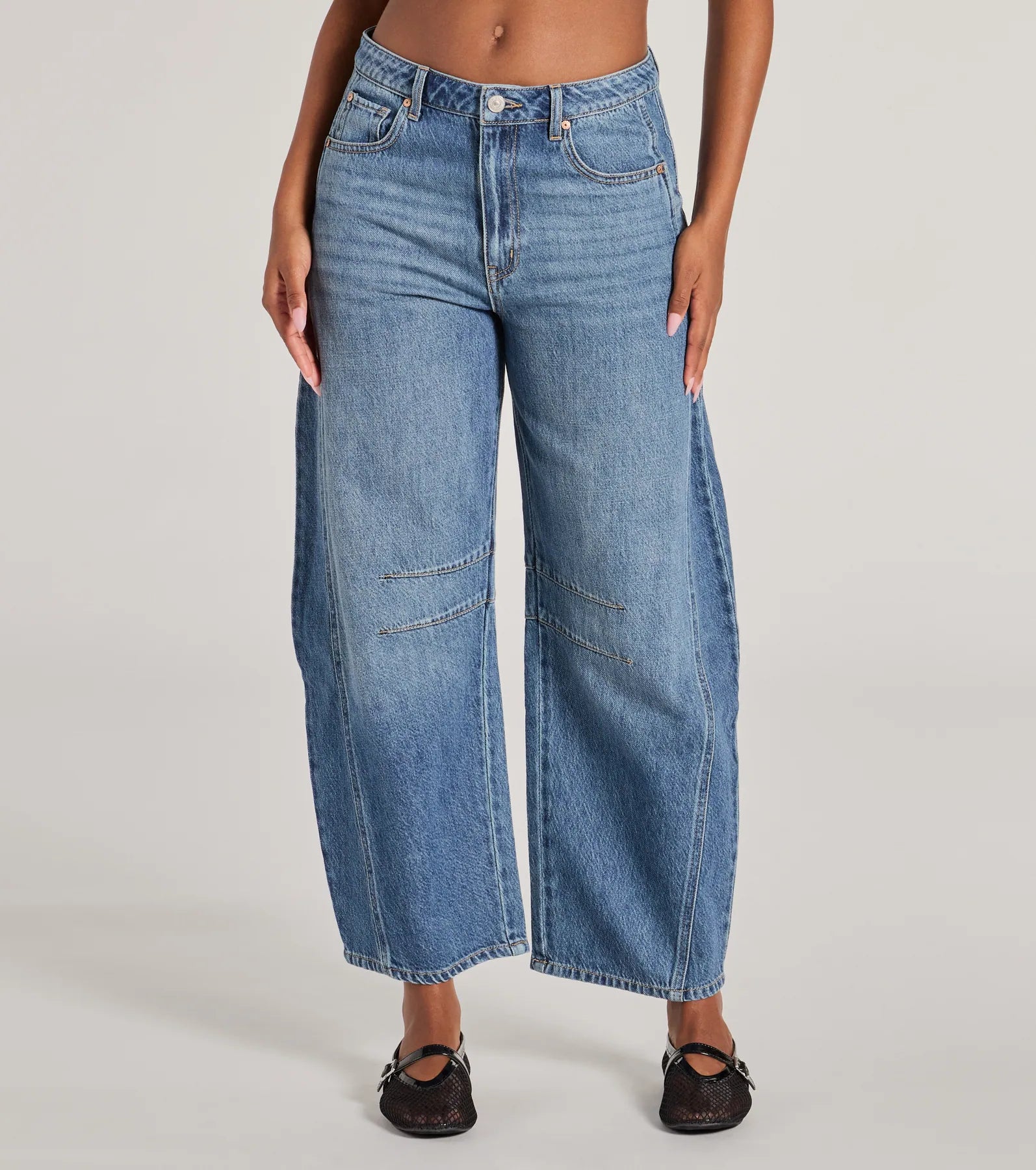 The Classic Mid-Rise Barrel Leg Denim Jeans - Image 4