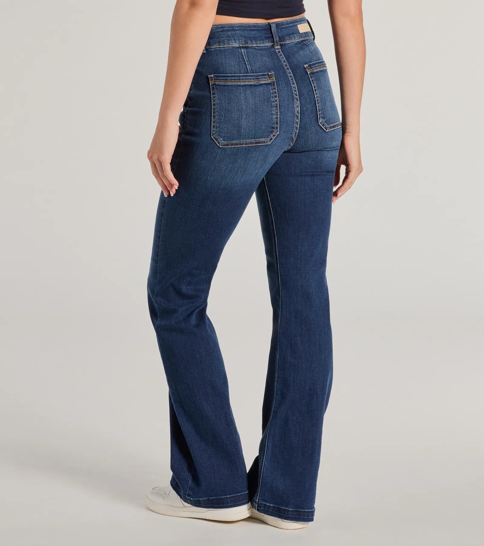 Effortless Staple High-Rise Bootcut Jeans - Image 2
