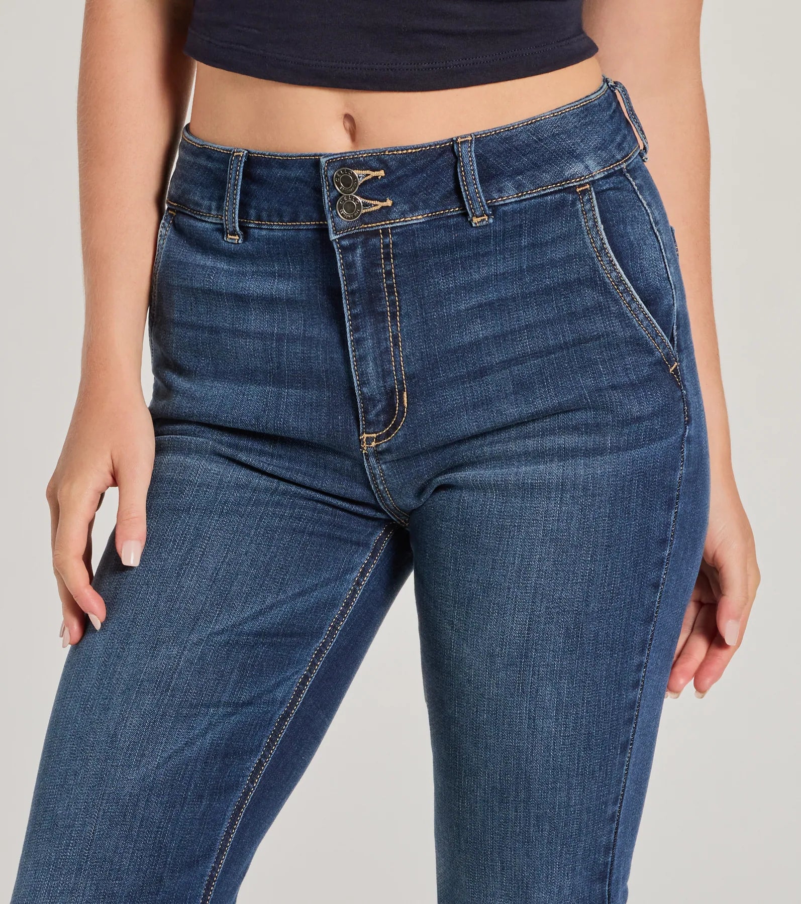 Effortless Staple High-Rise Bootcut Jeans - Image 3