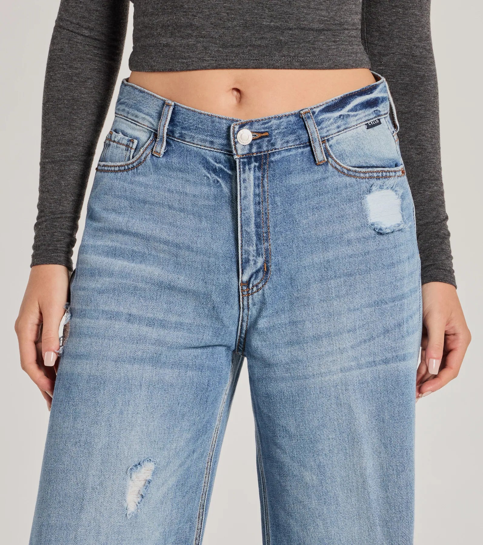 Edgy Allure Wide-Leg Distressed Denim Jeans - Image 4
