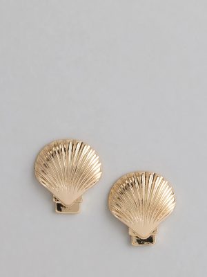 Seas The Day Shell Stud Earrings