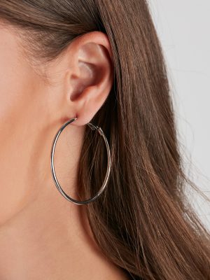 Simply Chic Everyday Hoops