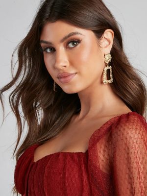 Glam Moment Textured Earrings