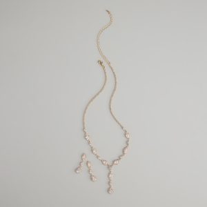 Dazzling Elegance Necklace And Earrings Set