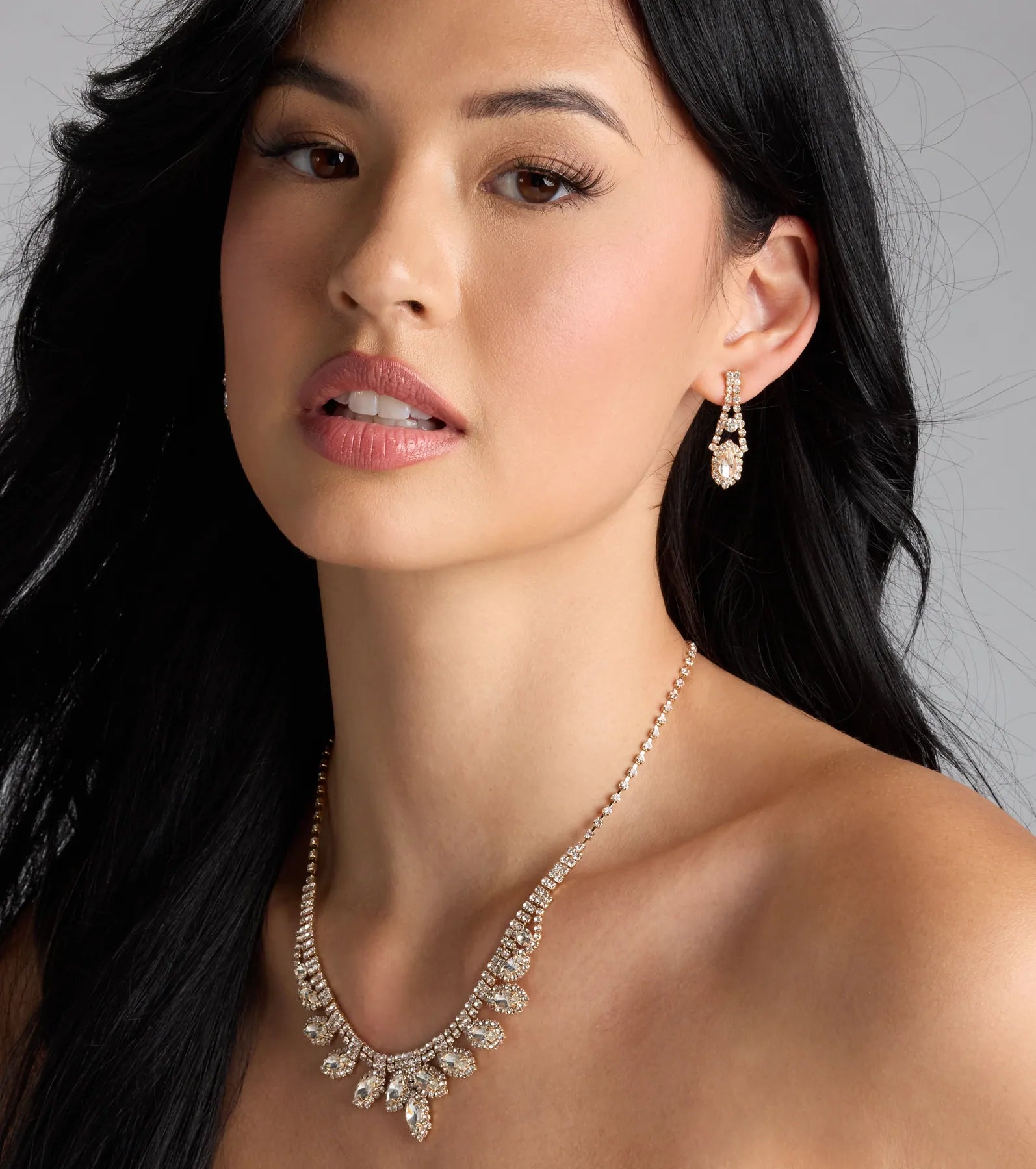 Glam Marquise Rhinestone Necklace And Earrings Set - Image 3