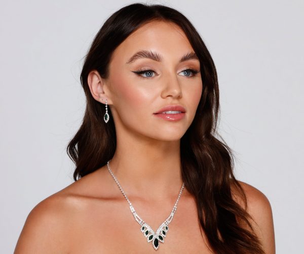 Chic Elegance Necklace And Earrings Set - Image 2