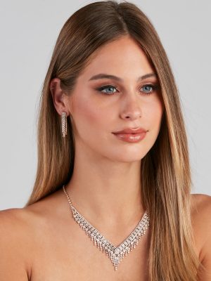 Luxe Beauty Necklace And Earrings Set