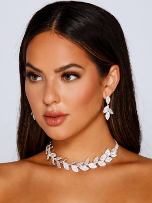 Elegance Rhinestone Leaf Necklace and Earrings Set
