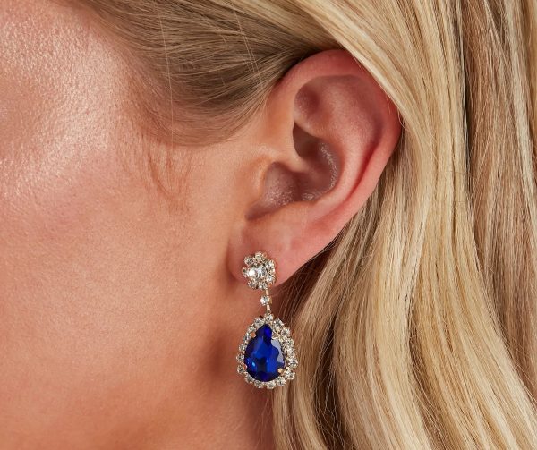 Major Glam Halo Necklace And Earrings - Image 5