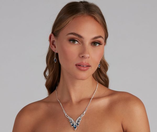 Chic Elegance Necklace And Earrings Set - Image 3