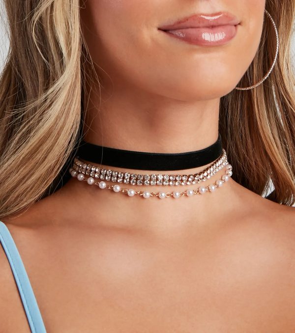 Pearls Of Wisdom Chic Choker Set - Image 2