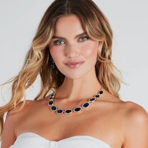 Elegantly Luxe Gemstone And Rhinestone Necklace