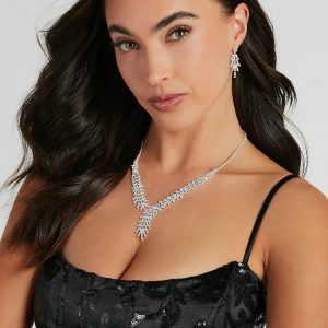 Elegant Rhinestone Necklace And Earrings Set