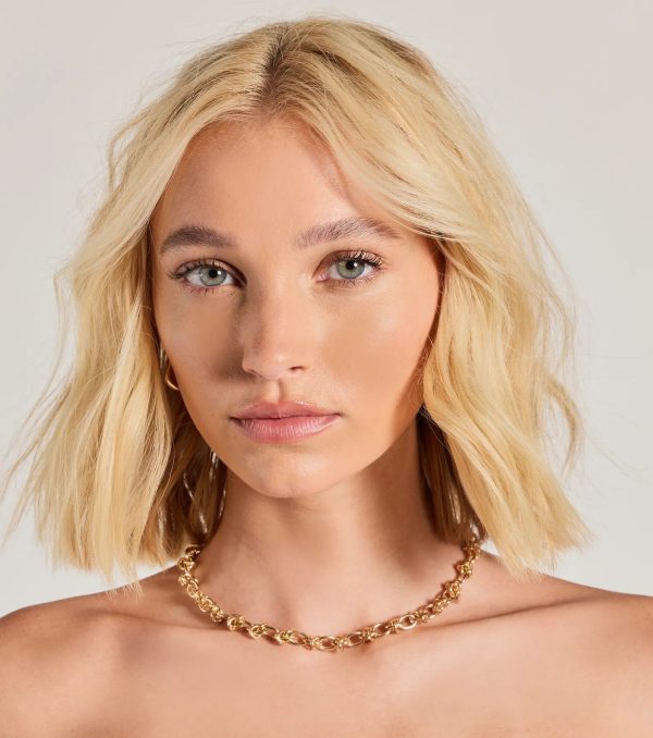 Chic Find Chunky Chain-Link Necklace - Image 3