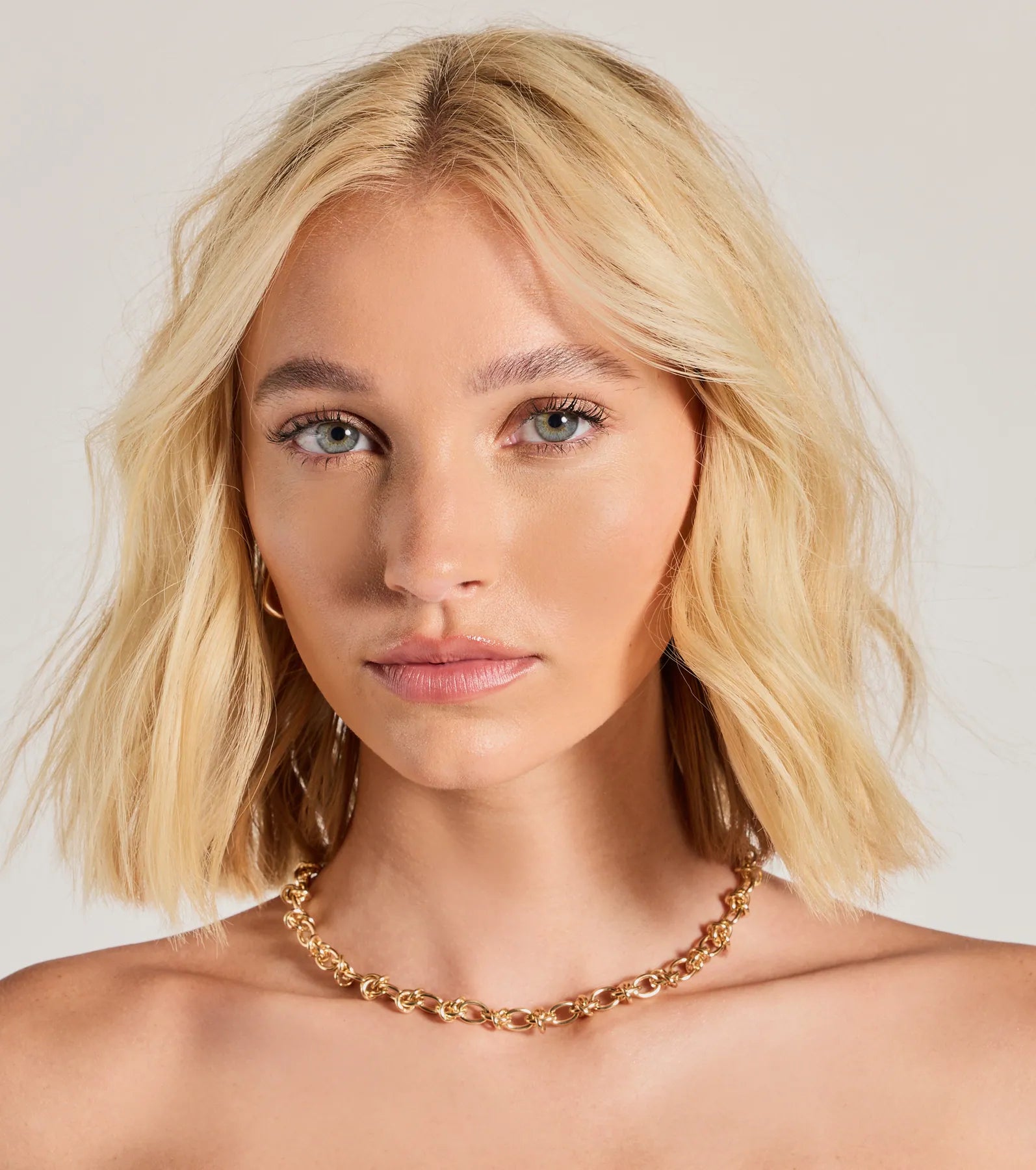 Chic Find Chunky Chain-Link Necklace - Image 3