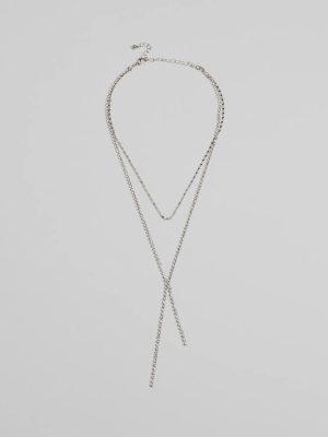 Chic And Dainty Rhinestone Layered Necklace