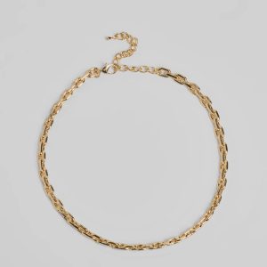 Minimalistic Chain-Link Choker Necklace