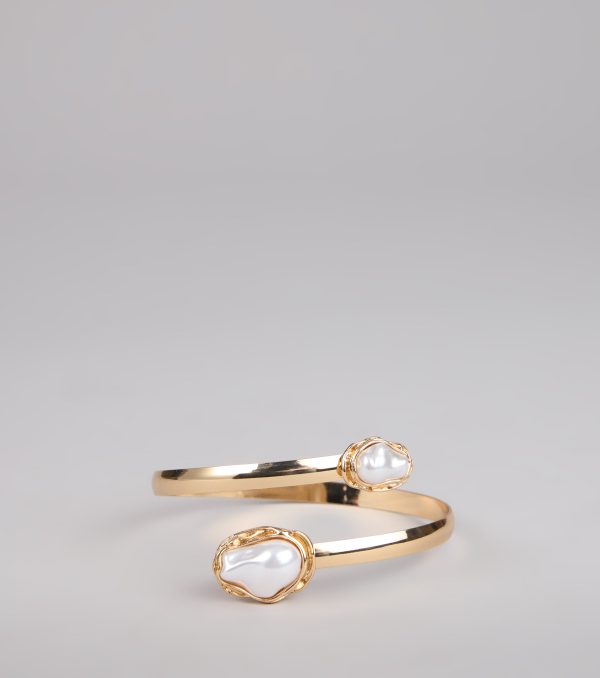 Luxe Aura Faux Pearl Arm Cuff