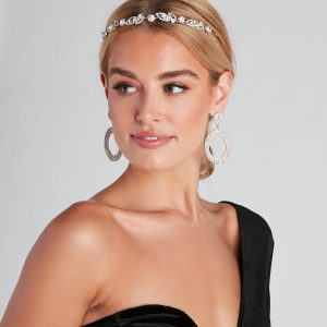 Adore This Chic Rhinestone Halo