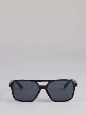 Eyes On The Prize Aviator Sunglasses